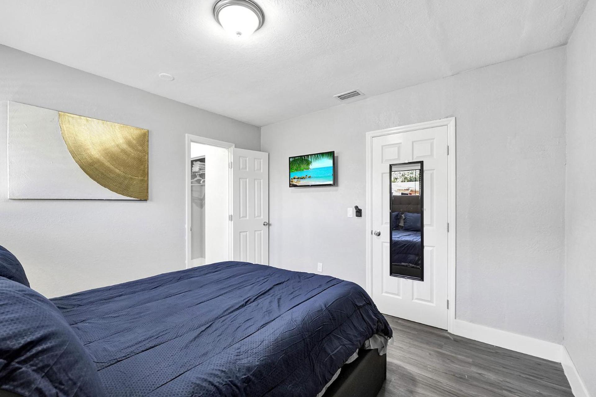 Newly Renovated/Near Sunny Isles Beach/Fre-Parking Норт Маями Бийч Екстериор снимка